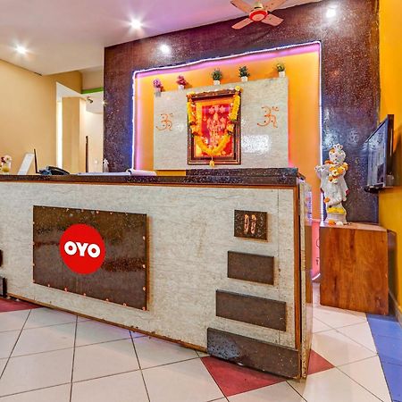Nirmal  Oyo Flagship Hotel Samruddhi Lodge מראה חיצוני תמונה