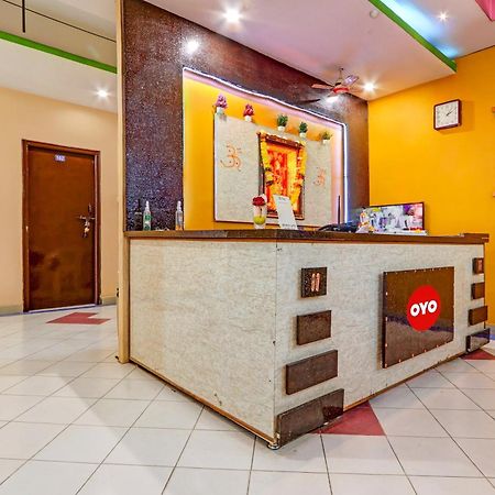 Nirmal  Oyo Flagship Hotel Samruddhi Lodge מראה חיצוני תמונה