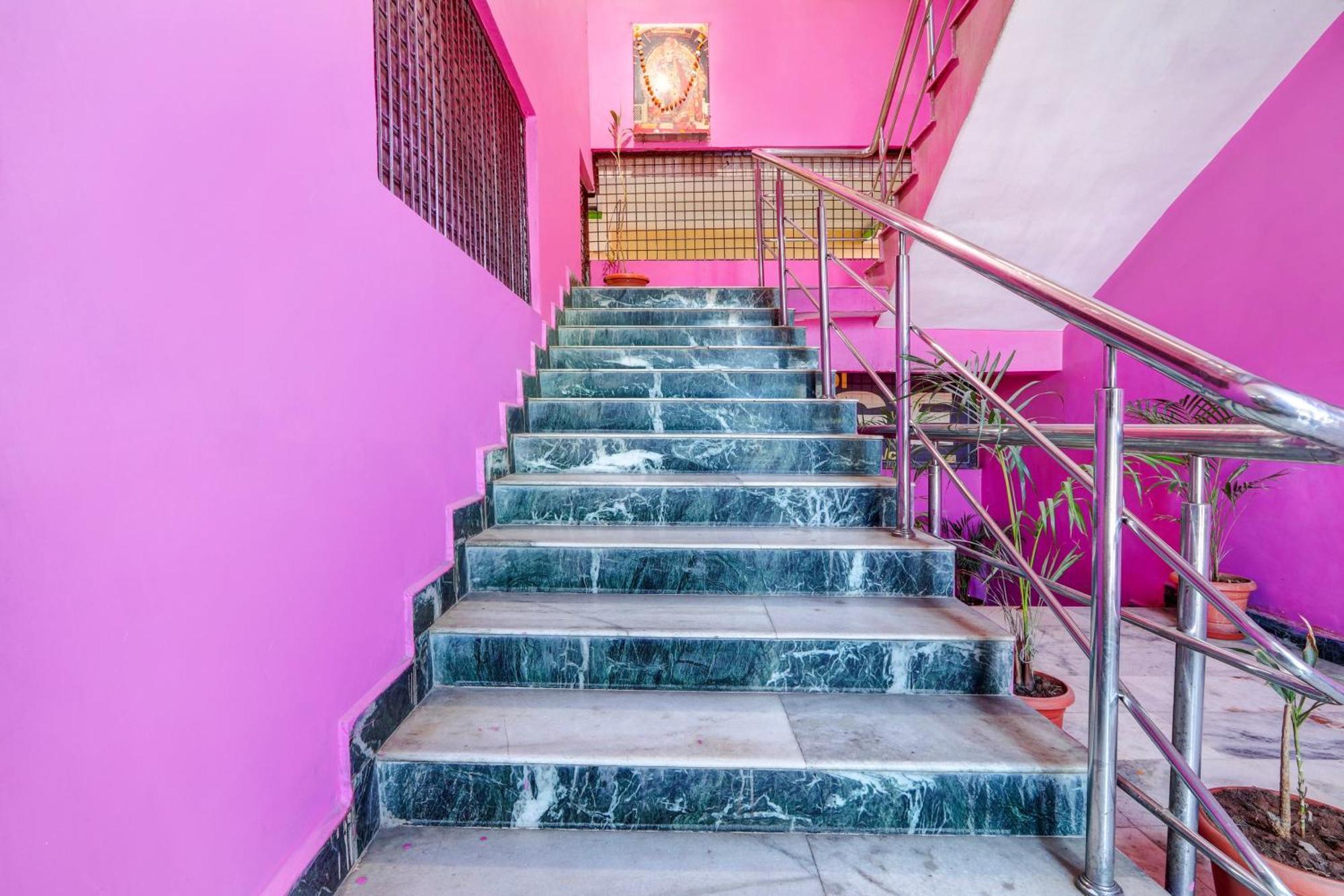 Nirmal  Oyo Flagship Hotel Samruddhi Lodge מראה חיצוני תמונה